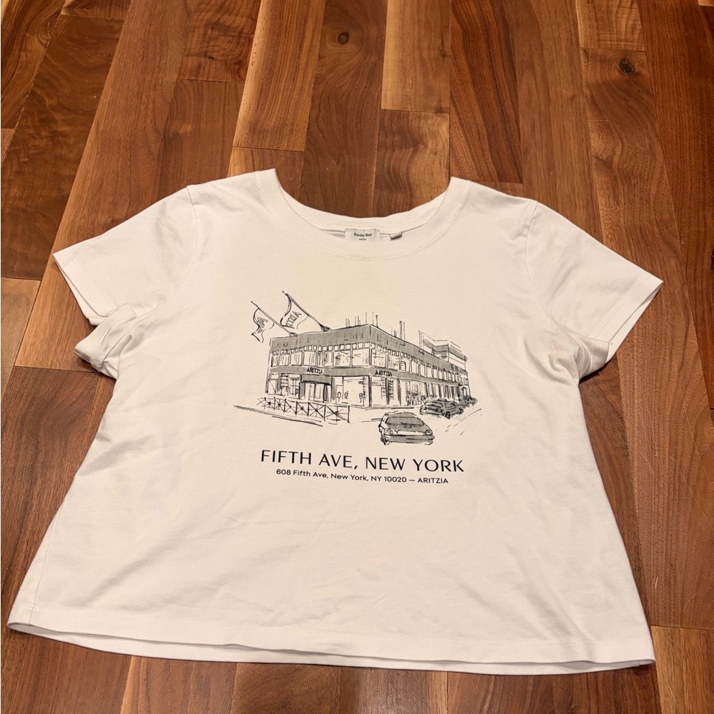 Aritzia White 'Fifth Ave, New York' Graphic Tee